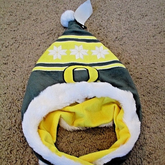 Forever Collectibles Accessories - Oregon Ducks Laplander Hat Adult One Size Forever Collectibles Accessories - Oregon Ducks Laplander Hat Adult One Size